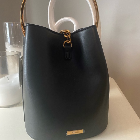 Top Handle Bucket Purse - Picture 3 of 4